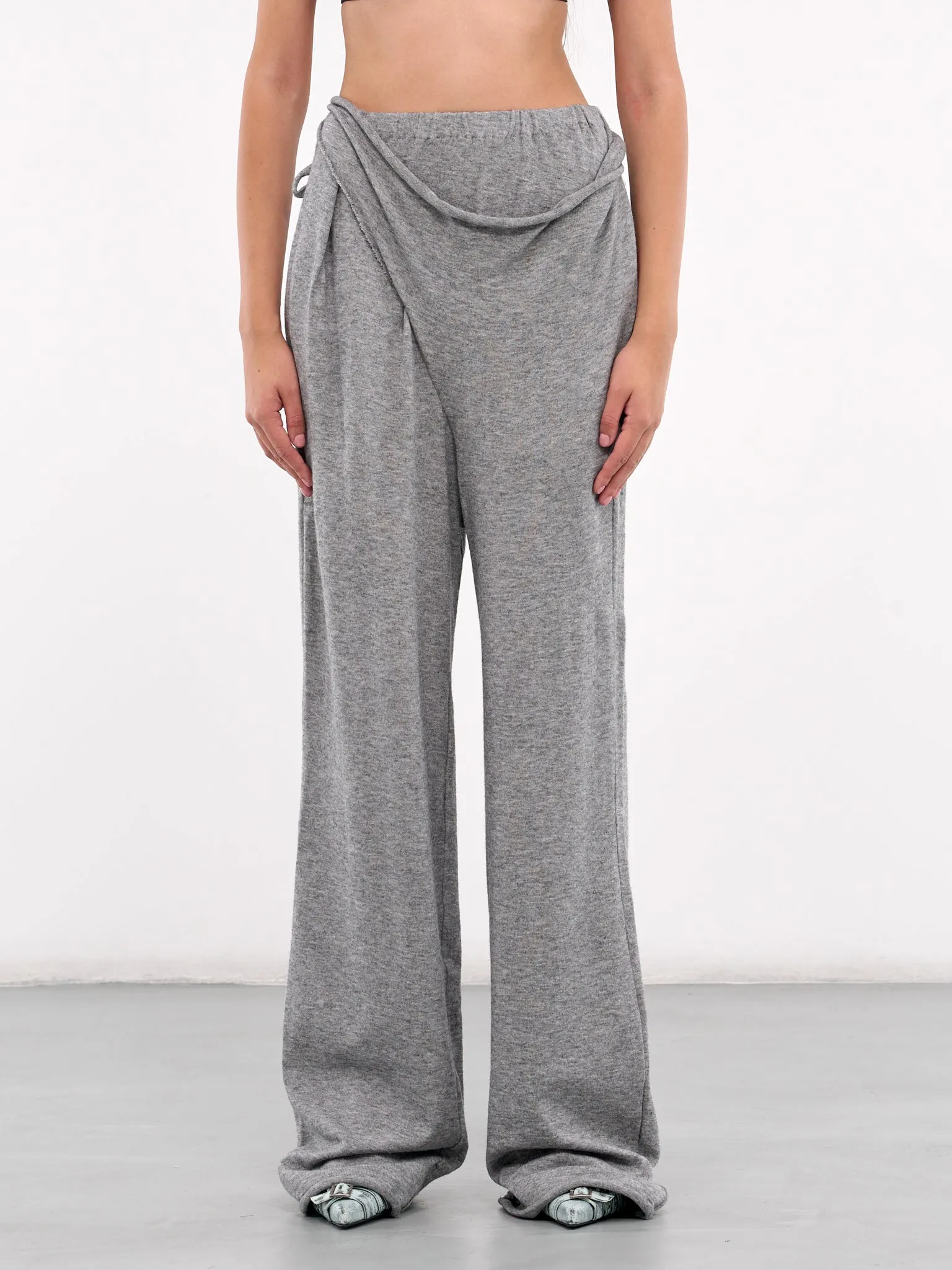 Asymmetric Strap Sweatpants (2204080211-GREY)