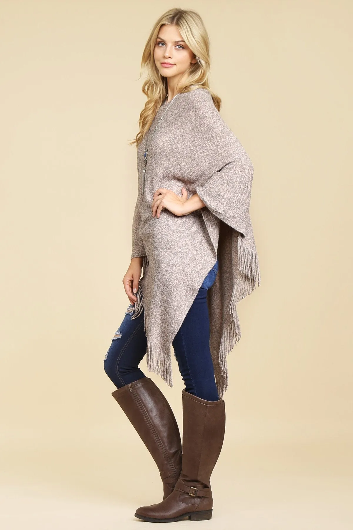 Hdf2101pl - Plum Tasseled Poncho