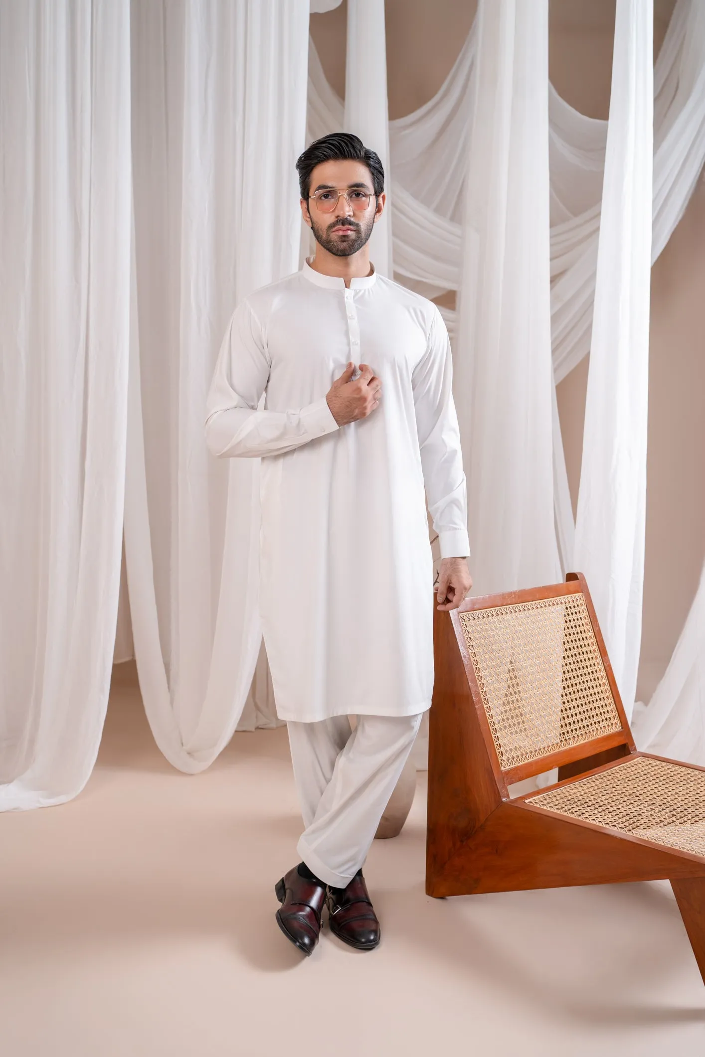 Off White Kurta Trouser/Shalwar - Men