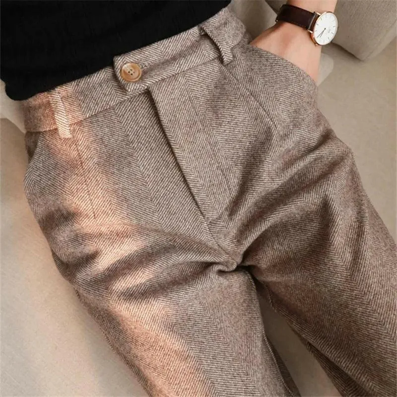 Tailored Fusion Pencil Pants: Sophisticated Style and Comfort