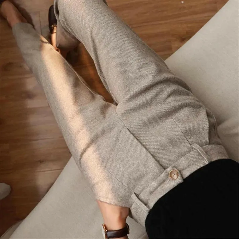 Tailored Fusion Pencil Pants: Sophisticated Style and Comfort